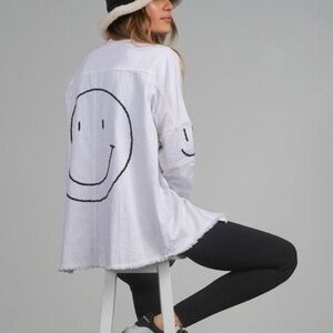 𝐍𝐖𝐓 | Elan Smiley Face Dolly Jacket-White